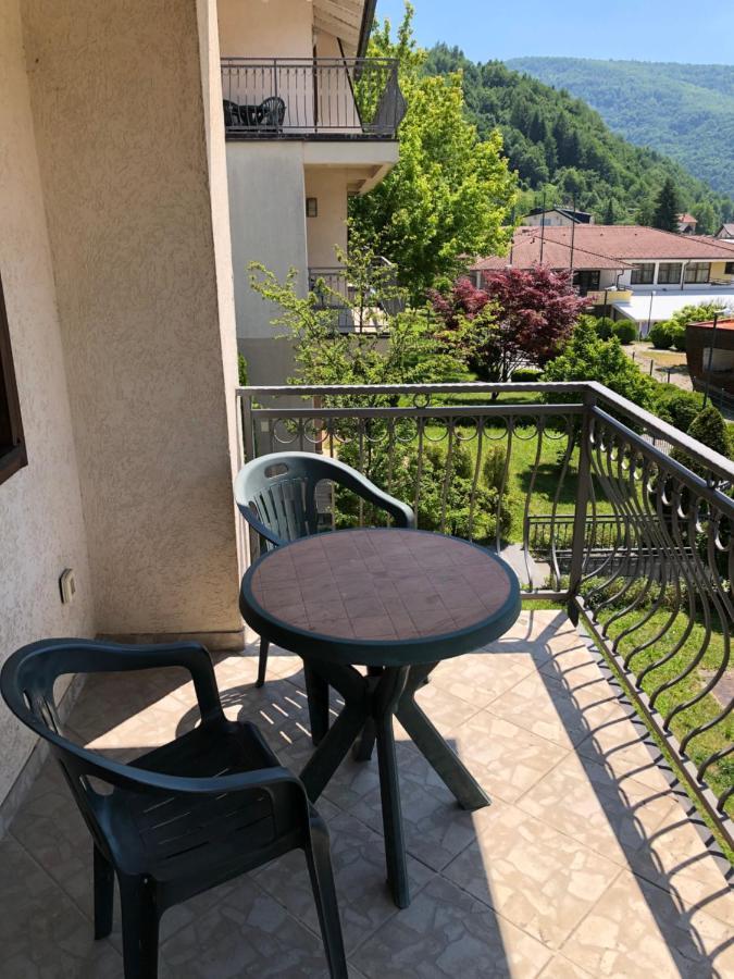Green Oaza Apartment Fojnica Buitenkant foto