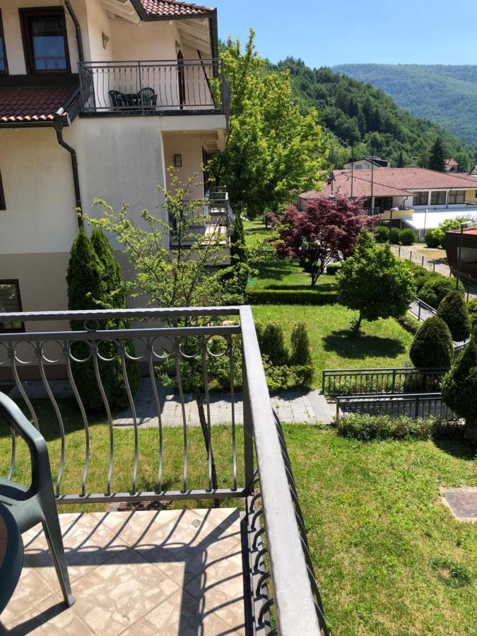 Green Oaza Apartment Fojnica Buitenkant foto